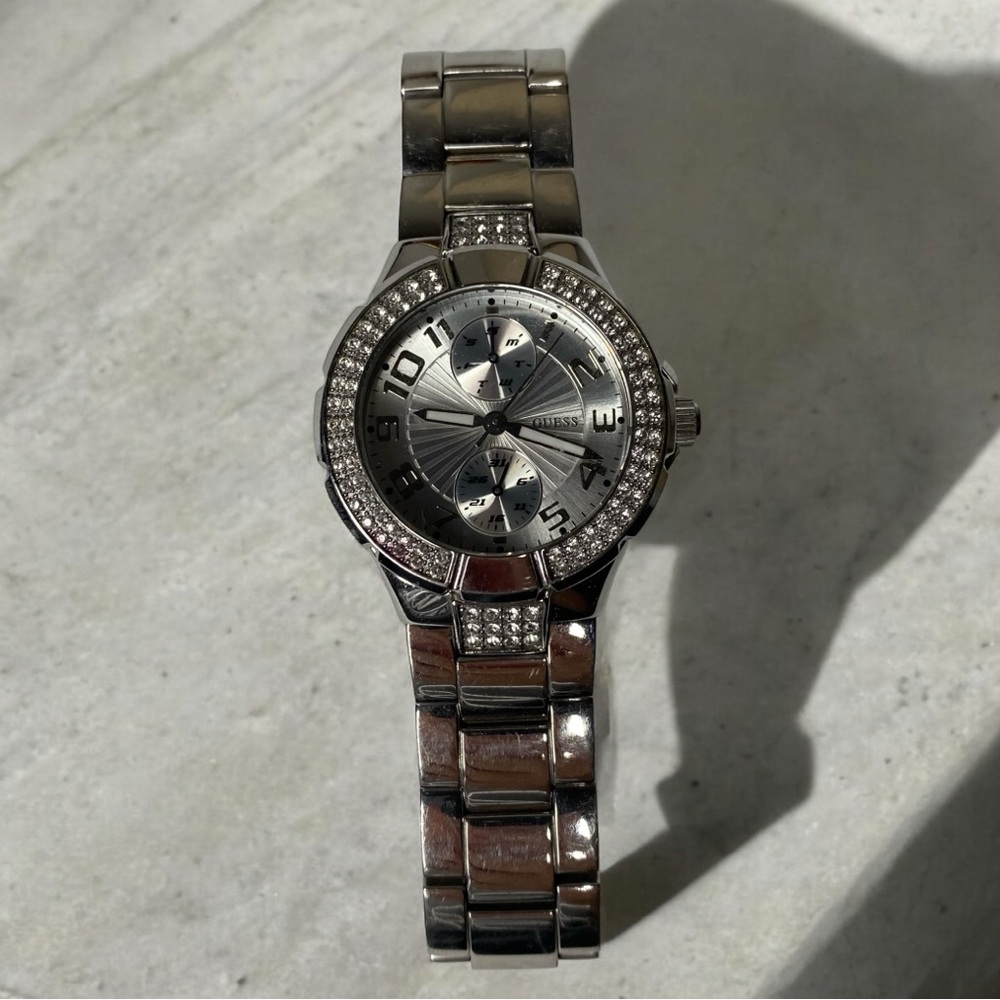 Guess Chronograph Wristwatch